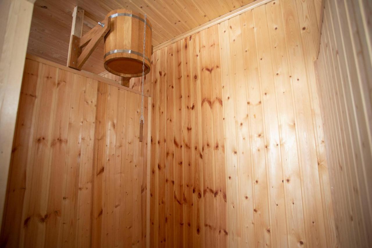 Hotel Donata グダウリ エクステリア 写真